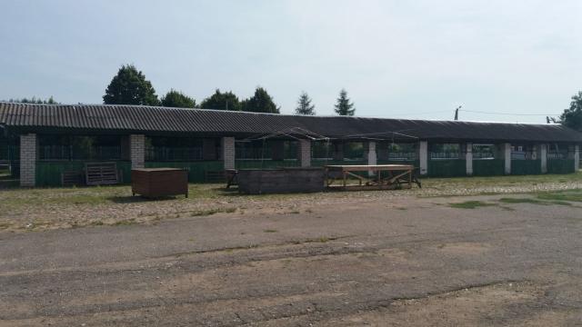 Капитальное cтроение с инв. №220/C-27971, центральный рынок пл. 19087,0 кв.м. (г.Глубокое, ул. Физкультурная, 1А)