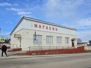 Право заключения договора аренды помещений магазина №8 пл. 206 кв.м. (Минская обл., г.Дзержинск, ул. Октябрьская, 34). Размер ежемесячной арендной платы составляет 4145,40 бел. руб. Срок аренды не менее 3 лет.