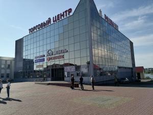 Капитальное строение с инв. №220/C-5549, магазин «Универмаг» пл. 4269,4 кв.м., (г.Глубокое, ул. Ленина, 7А)