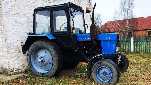 Трактор МТЗ-82.1, 2009 г.в., рег. знак АВ 4526-1 (Брестская обл. г.Дрогичин, ул. Ленина, 136)