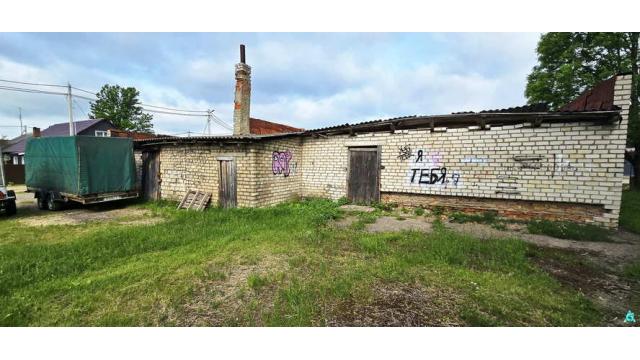 Капитальное строение с инв. №601/C-14083, магазин «Колосок» пл. 232,5 кв.м. (Минская обл., Логойский р-н, г.п.Плещеницы, ул. Октябрьская, 41)