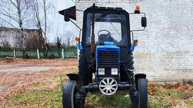 Трактор МТЗ-82.1, 2009 г.в., рег. знак АВ 4526-1 (Брестская обл. г.Дрогичин, ул. Ленина, 136)