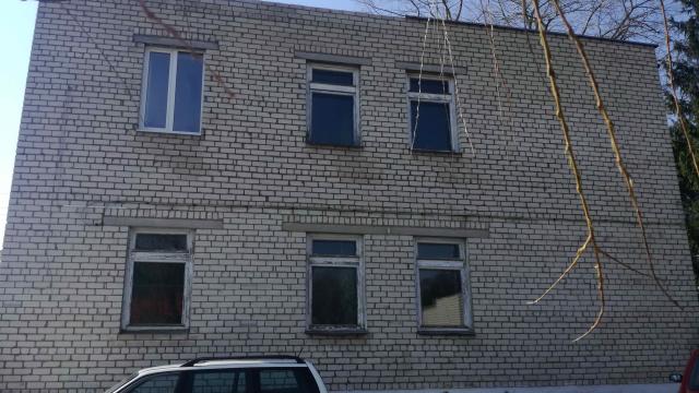 Капитальное строение с инв. №220/C-15274, административное здание пл. 308,3 кв.м. (г.Глубокое, ул. Железнодорожная, 24)
