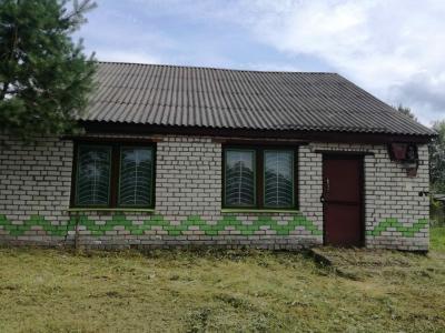 Капитальное строение с инв. №220/C-28161, магазин пл. 89,9 кв.м. (Глубокский р-н, г.п. Подсвилье, ул. Вокзальная, 46)