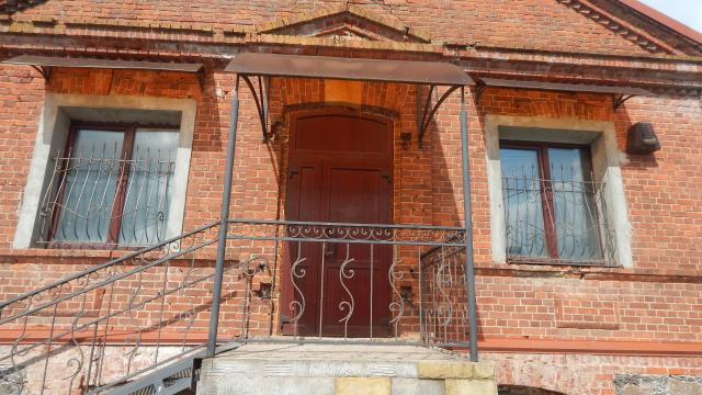Капитальное строение с инв. №254/C-112520, административное здание пл. 172,2 кв.м. (г.Миоры, ул. Ленина, 1)