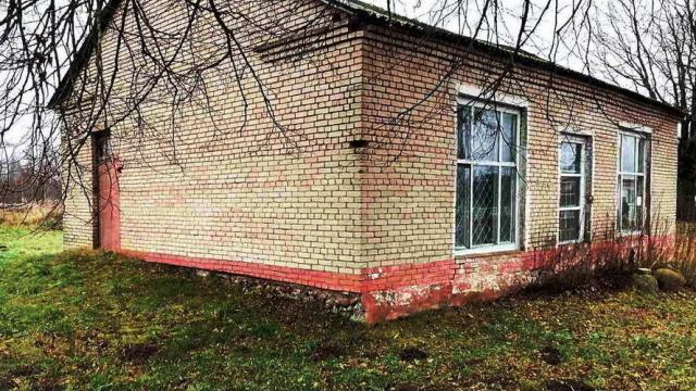 Капитальное строение с инв. №622/С-19069, магазин пл. 93,3 кв.м. (Минская обл., Столбцовский р-н, Налибокский с/с, д.Теребейное, ул. Центральная, 11)