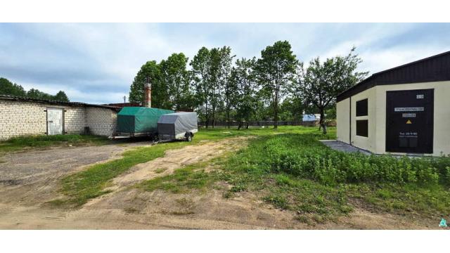 Капитальное строение с инв. №601/C-14083, магазин «Колосок» пл. 232,5 кв.м. (Минская обл., Логойский р-н, г.п.Плещеницы, ул. Октябрьская, 41)