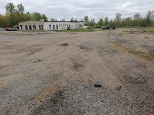 Капитальное строение с инв. №200/C-107395, площадка асфальтобетон. с эстакадой пл. 12080,6 кв.м. (г.Витебск, ул. Ленинградская, 136Б)