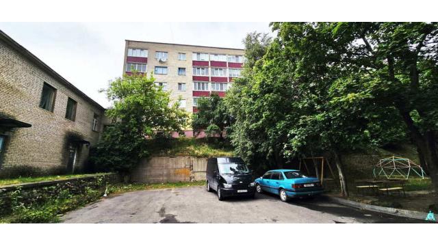 Капитальное строение с инв. №642/С-11416, магазин «Слуцкий край» пл. 361,5 кв.м. (Минская обл., г.Копыль, ул. Партизанская, 1 «Б»)