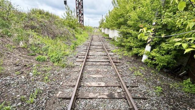 Комплекс 7 зданий торговой базы (АБК, магазин, склады и гаражи) общей пл. 3885,8 кв.м. с сетями и благоустройством территории, расположенных на земельном участке пл. 1,3306 га (Витебская обл., г.Витебск, ул. Горбачевского, 25)