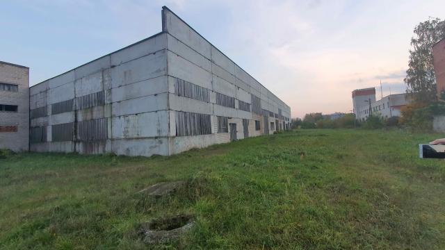 Капитальное строение с инв. №200/U-91472, незавершенное законсервированное капитальное строение пл 5 754,4 кв.м. (г.Витебск, ул. Мичурина, 36)