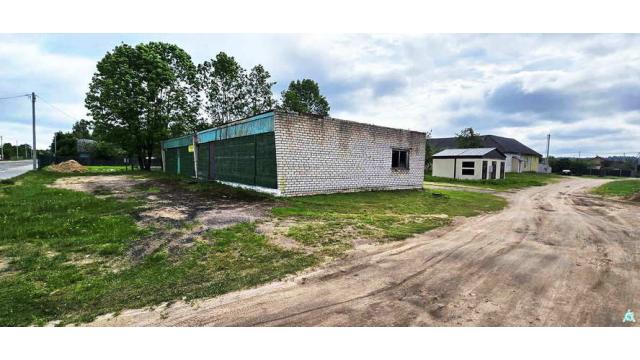 Капитальное строение с инв. №601/C-14083, магазин «Колосок» пл. 232,5 кв.м. (Минская обл., Логойский р-н, г.п.Плещеницы, ул. Октябрьская, 41)