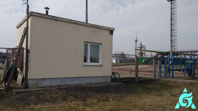 Комплекс из 17 зданий и сооружений (имущества) производственной базы общей пл. 866,7 кв.м. (Оршанский р-н, г.п. Ореховск, ул. Ленина, 36)