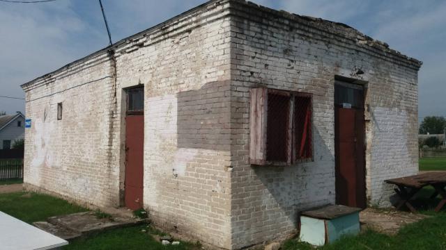 Капитальное cтроение с инв. №220/C-27971, центральный рынок пл. 19087,0 кв.м. (г.Глубокое, ул. Физкультурная, 1А)