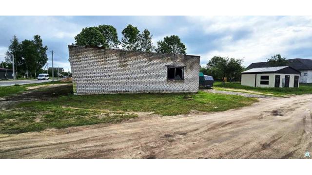 Капитальное строение с инв. №601/C-14083, магазин «Колосок» пл. 232,5 кв.м. (Минская обл., Логойский р-н, г.п.Плещеницы, ул. Октябрьская, 41)