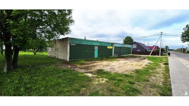 Капитальное строение с инв. №601/C-14083, магазин «Колосок» пл. 232,5 кв.м. (Минская обл., Логойский р-н, г.п.Плещеницы, ул. Октябрьская, 41)