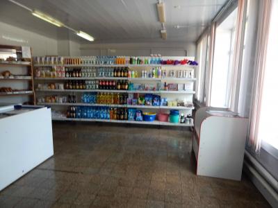 Комплект холодильного и торгового оборудования, расположенного в магазине (Миорский р-н, аг. Повятье, ул. Молодёжная, 10Д)