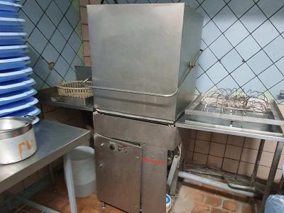 Машина посудомоечная универсальная МПУ-700, инв. №102001 (столовая) (г.Могилев, ул. Первомайская, 77)