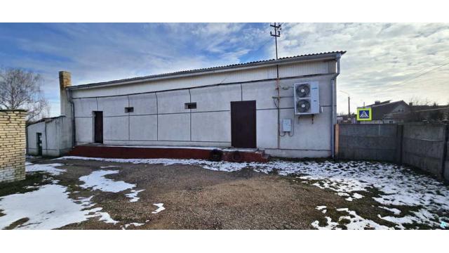 Право заключения договора аренды помещений магазина №8 пл. 206 кв.м. (Минская обл., г.Дзержинск, ул. Октябрьская, 34). Размер ежемесячной арендной платы составляет 4145,40 бел. руб. Срок аренды не менее 3 лет.