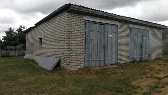 Капитальное cтроение с инв. №220/C-27971, центральный рынок пл. 19087,0 кв.м. (г.Глубокое, ул. Физкультурная, 1А)