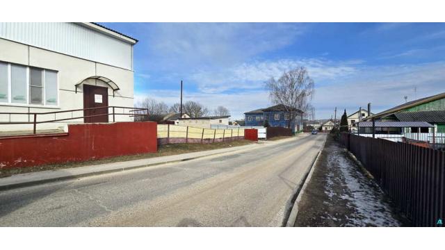 Право заключения договора аренды помещений магазина №8 пл. 206 кв.м. (Минская обл., г.Дзержинск, ул. Октябрьская, 34). Размер ежемесячной арендной платы составляет 4145,40 бел. руб. Срок аренды не менее 3 лет.