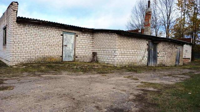 Капитальное строение с инв. №601/C-14083, магазин «Колосок» пл. 232,5 кв.м. (Минская обл., Логойский р-н, г.п.Плещеницы, ул. Октябрьская, 41)