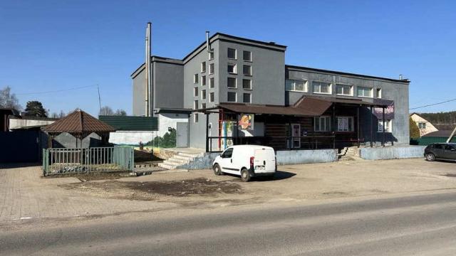 Продажа права на заключение договора аренды помещений торгового центра пл. 681,9 кв.м. расположенных на 1-м и 2-м этажах капитального строения с инв. №600/С-92914 общей пл. 773 кв.м. (Минская обл., Минский р-н, Ждановичский с/с, аг.Ратомка, ул. Минская, 2