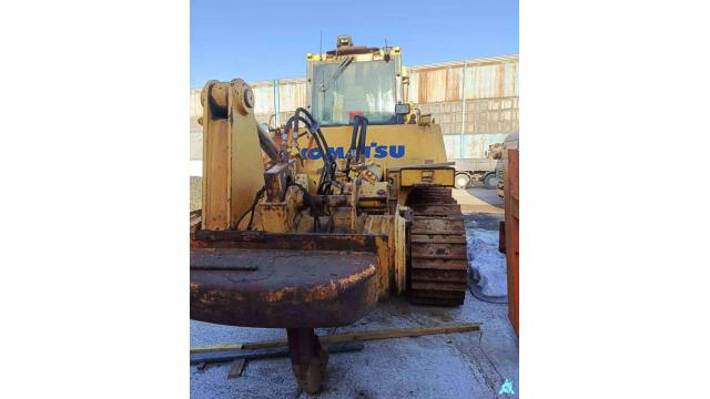 Бульдозер гусеничный KOMATSU D155AX-6 в комплекте с ЗИП, 2010 г.в., (Минская обл., г.Минск, ул. Промышленная, 11А)