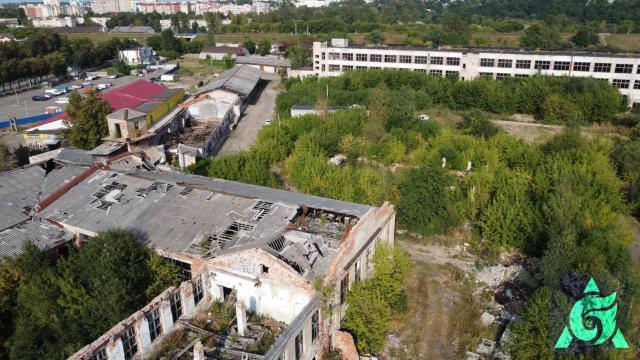Комплекс зданий и сооружений (23 кап. строений) общей пл. 27 000 кв.м. на земельных участках пл. 7 га (г.Витебск, ул. Академика Павлова, 48)