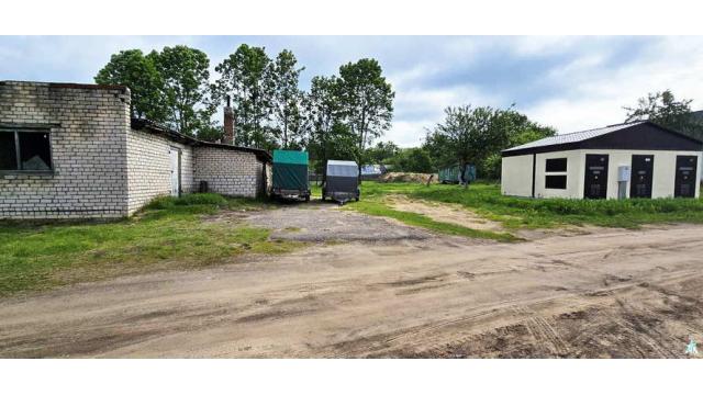 Капитальное строение с инв. №601/C-14083, магазин «Колосок» пл. 232,5 кв.м. (Минская обл., Логойский р-н, г.п.Плещеницы, ул. Октябрьская, 41)