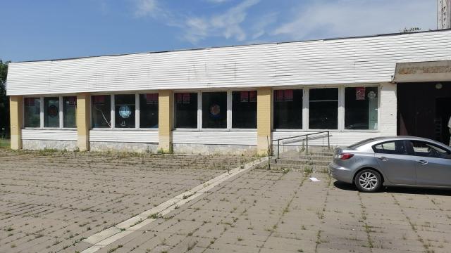 Изолированное помещение с инв. №200/D-185327, магазин пл. 897,3 кв.м. (Витебский р-н, аг. Октябрьская, ул. Оршанская, 2-1)