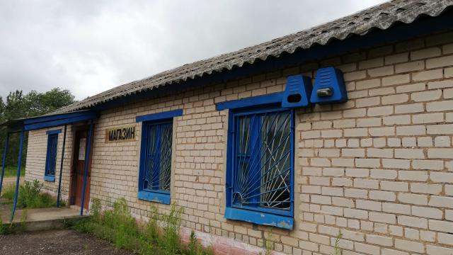 Комплекс зданий магазина и двух складов общей пл. 164,5 кв.м. (Витебский р-н, д.Жебентяи, ул. Школьная, 6)