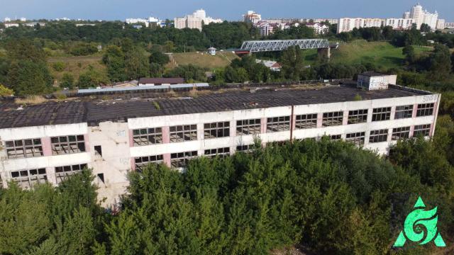 Комплекс зданий и сооружений (23 кап. строений) общей пл. 27 000 кв.м. на земельных участках пл. 7 га (г.Витебск, ул. Академика Павлова, 48)