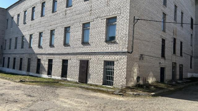 Капитальное строение с инв. №620/C-1283, магазин «Дом торговли» пл. 9777,8 кв.м. (Минская обл., г.Дзержинск, ул. Карла Маркса, 3)