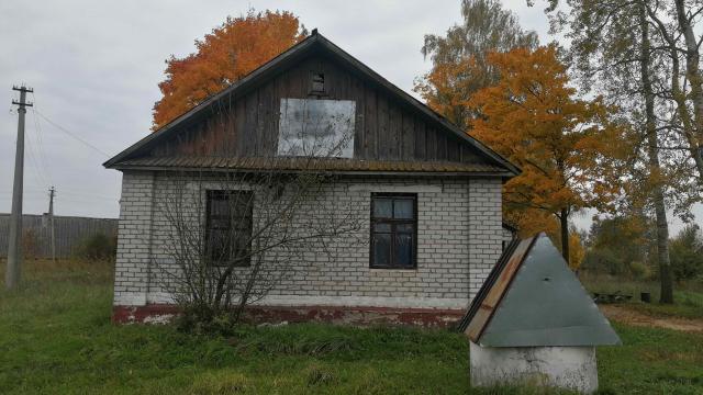 Капитальное cтроение с инв. №220/C-28270, здание магазина пл. 87,5 кв.м. (Глубокский р-н, д.Старые Шарабаи, ул. Центральная, 29)