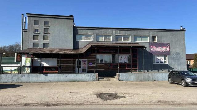 Продажа права на заключение договора аренды помещений торгового центра пл. 681,9 кв.м. расположенных на 1-м и 2-м этажах капитального строения с инв. №600/С-92914 общей пл. 773 кв.м. (Минская обл., Минский р-н, Ждановичский с/с, аг.Ратомка, ул. Минская, 2