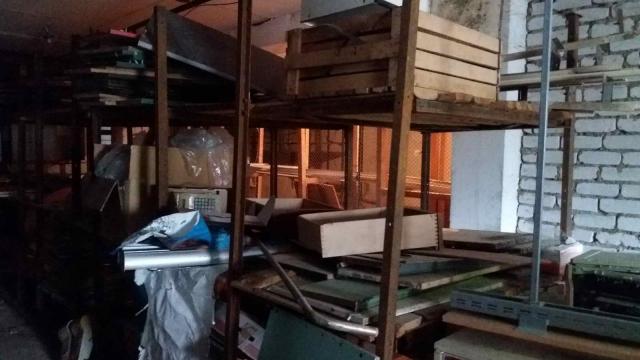Комплект стеллажей и металлических ограждений из сетки рабицы в ТЦ «Родны кут» (г.Глубокое, ул. Ленина, 7)