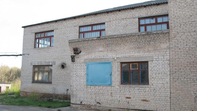 Комплекс зданий и сооружений производственного корпуса с двумя двухэтажными административными пристройками и КНС общей пл. 2629,0 кв.м. (г.Витебск, ул. Академика Павлова, 48)