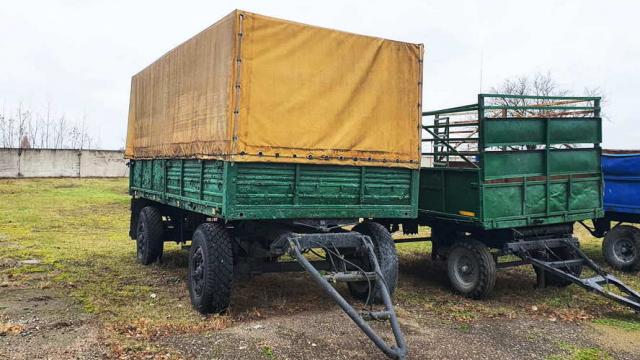 Прицеп МАЗ-8926, рег. знак 0536 СМ (Брестская обл., г.Дрогичин, ул. Ленина, 136)
