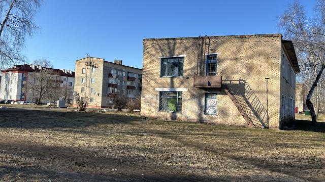 Капитальное строение с инв. №240/C-35257, комплексный приемный пункт пл. 368,5 кв.м. (Витебская обл., Оршанский р-н, г.п.Болбасово, ул. Парковая, 299)