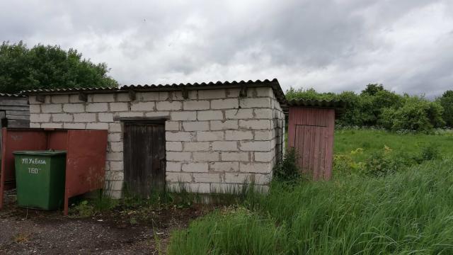 Комплекс зданий магазина и двух складов общей пл. 164,5 кв.м. (Витебский р-н, д.Жебентяи, ул. Школьная, 6)