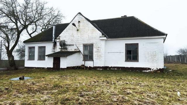 Капитальное строение с инв. №630/C-49165, рыбный цех пл. 194,5 кв.м. (Минская обл., Молодечненский р-н, Красненский с/с, д.Красное, ул. Новикова, 15)