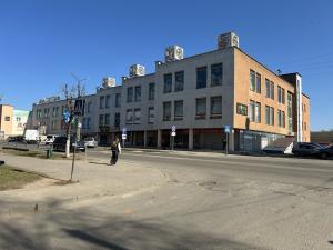 Капитальное строение с инв. №620/C-1283, магазин «Дом торговли» пл. 9777,8 кв.м. (Минская обл., г.Дзержинск, ул. Карла Маркса, 3)