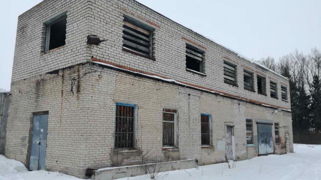 Комплекс зданий и сооружений (имущества) бывшего пивзавода (г.Глубокое, ул. Железнодорожная, 24)