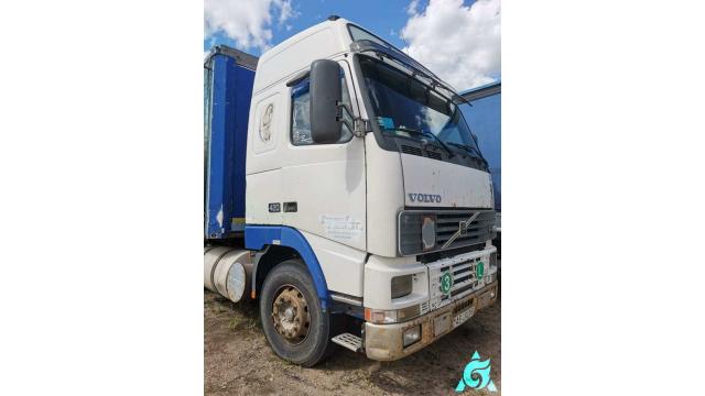Автомобиль грузовой Вольво FH12 420, 2001 г.в., рег. № AE 4943-6 (Могилев)