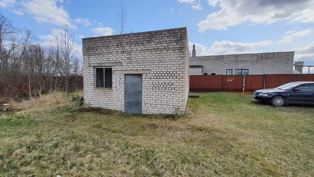 Капитальное строение с инв. №211/C-3943, здание скотоубойного пункта с колбасным цехом пл. 777,8 кв.м. (г.Миоры, ул. Свердлова, 38)