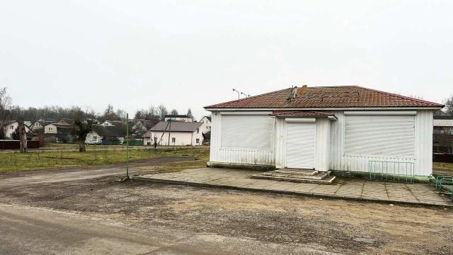 Капитальное строение с инв. №601/C-32405, магазин №63 «Мечта» пл. 107,8 кв.м. (Минская обл., Логойский р-н, Логойский с/с, д.Зеленый Луг, ул. Центральная, 1А)