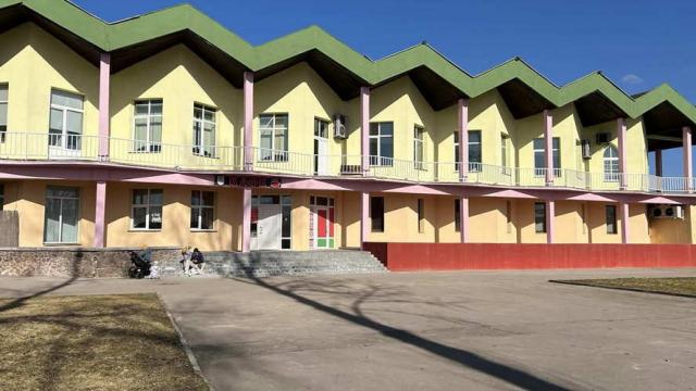 Продажа права на заключение договора аренды помещений №2 пл. 965,7 кв.м. для размещ. объекта обществен. питания, расположен. на 1-м и 2-м этажах торгового центра (Минский р-н, аг.Ждановичи, ул. Парковая, 2). Начальная цена (размер арендной платы) - 19314