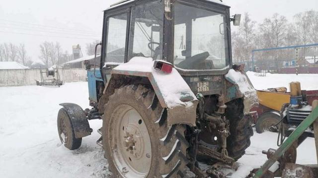 Трактор Беларус-82.1, рег. №ВВ-2 1075, инв. №2003 (Витебский р-н, аг.Тулово, ул. Техническая, 15)