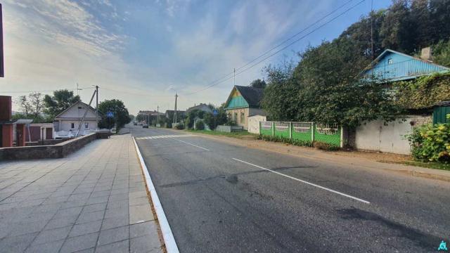 Комплекс 2 зданий магазина и кафе общей пл. 1020 кв.м., расположенных на земельном участке пл. 0,4805 га (Витебская обл., г.Орша, ул. Фридриха Энгельса, 19 и 19/1)